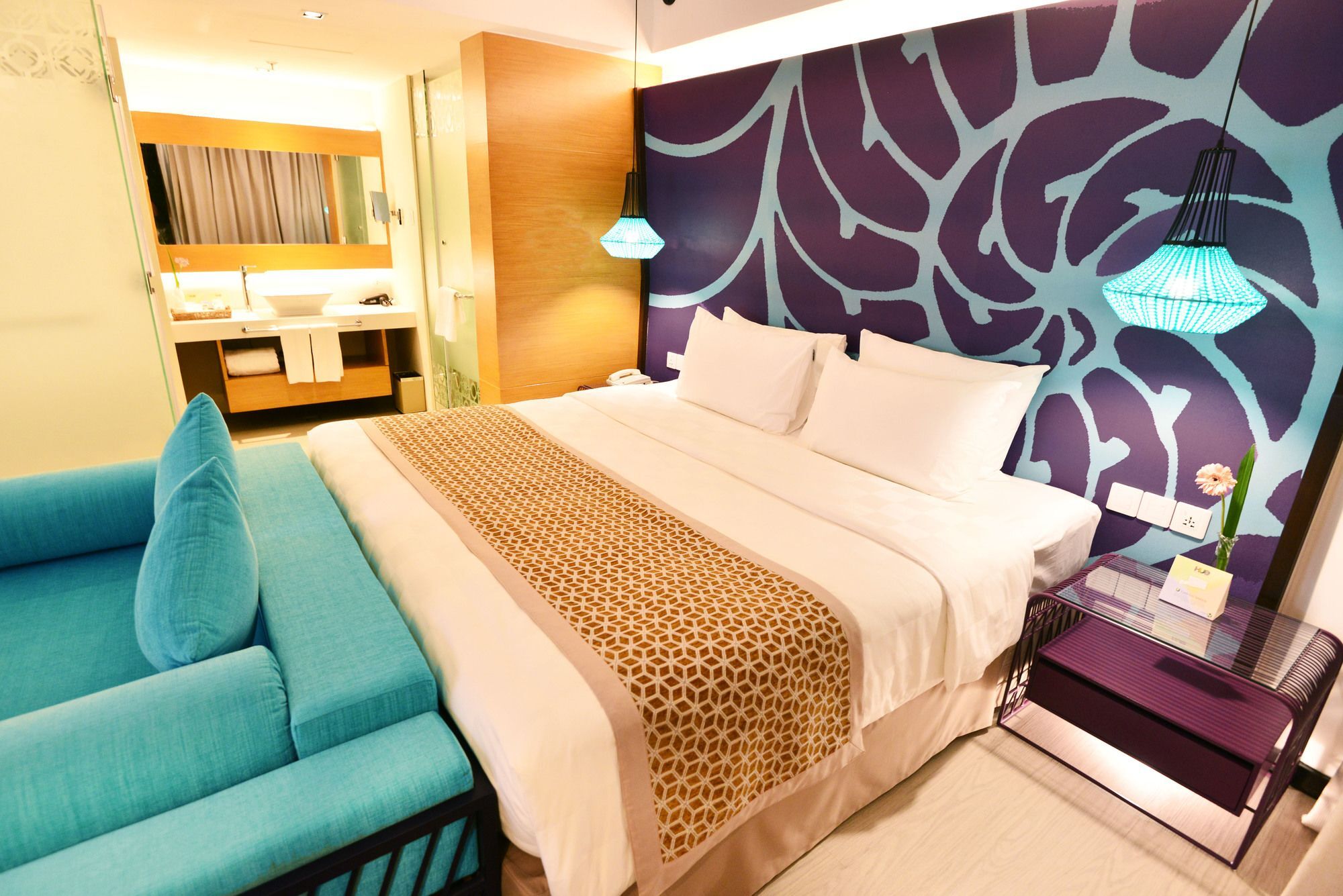 Hotel Hue And Boracay Managed By Hii