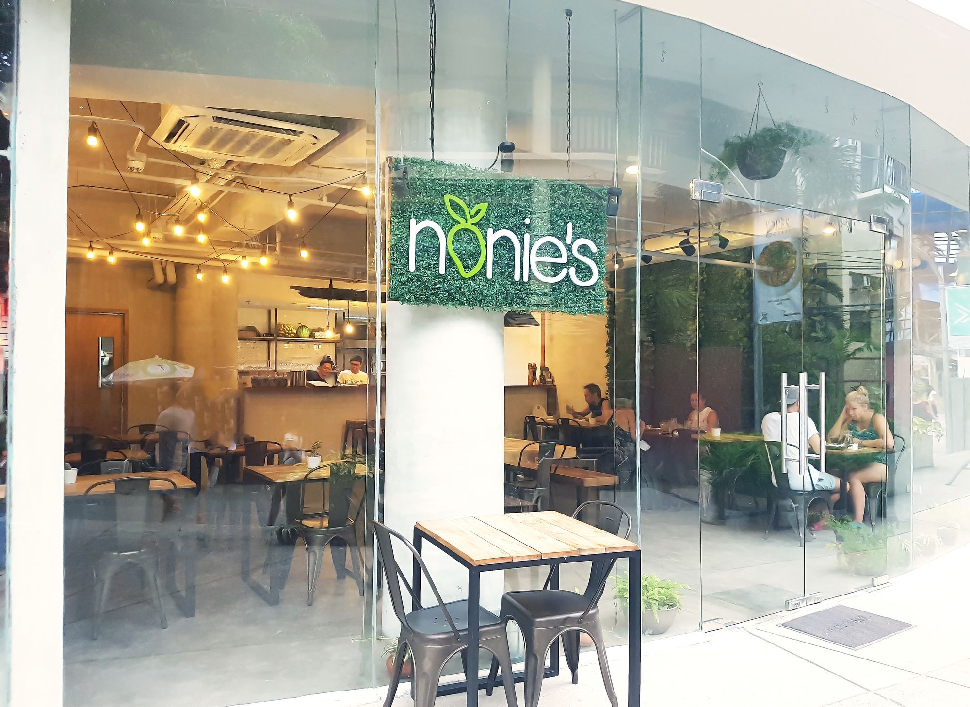 Hotel Hue And Boracay Managed By Hii 4*