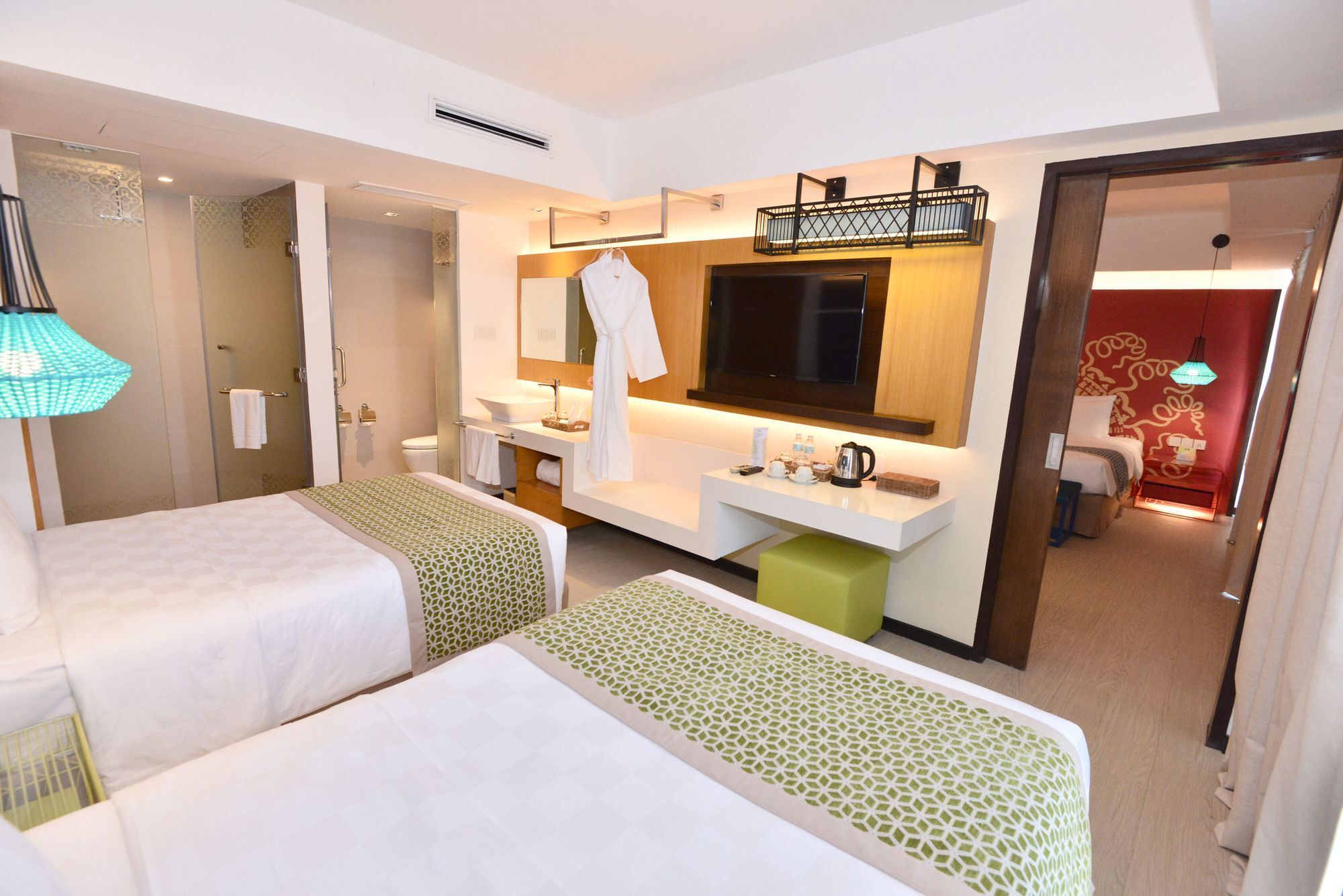 Hue And Boracay Managed By Hii 4*
